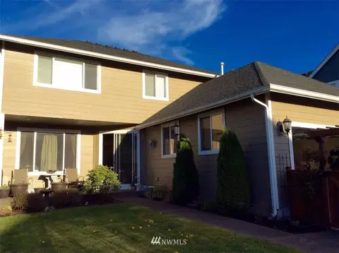 1207 Goldfinch Ave, Orting, WA 98360 photo 4
