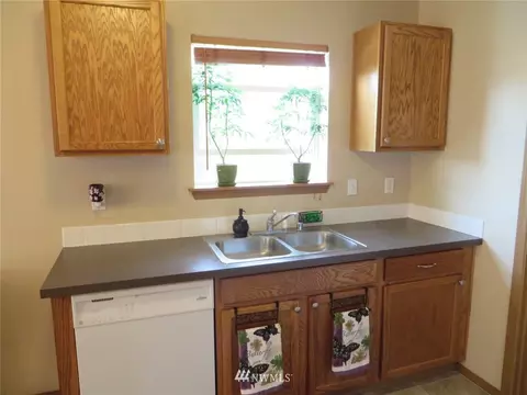 307 Nelson St NE, Orting, WA 98360 photo 16