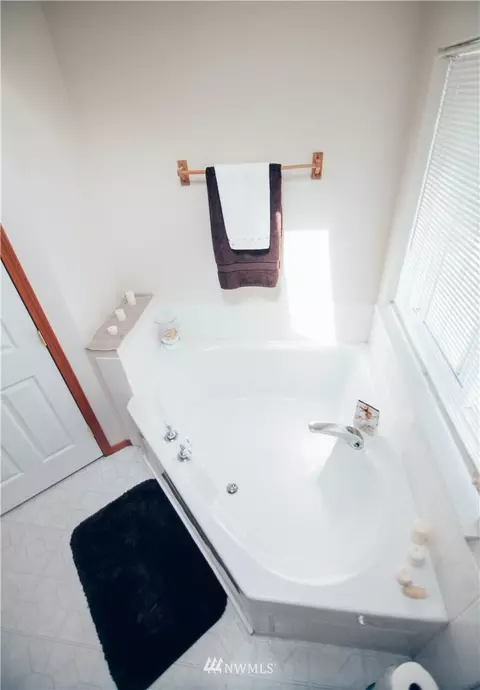 1304 Headley Ave NW, Orting, WA 98360 photo 13