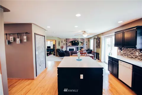 1304 Headley Ave NW, Orting, WA 98360 photo 9