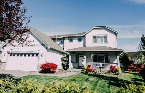 1304 Headley Ave NW, Orting, WA 98360 photo 1