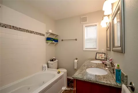 1635 Griffin Ave, Enumclaw, WA 98022 photo 14