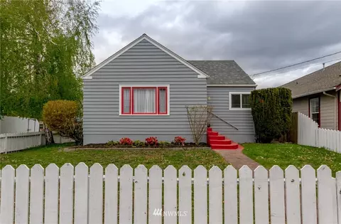 1635 Griffin Ave, Enumclaw, WA 98022 photo 3