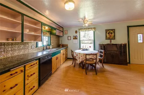 386 Forest Napavine Rd E, Chehalis, WA 98532 photo 3