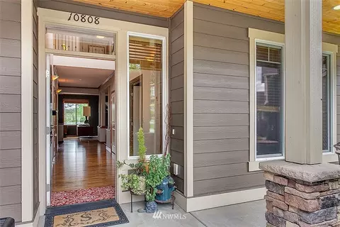 10808 NE 187th St, Bothell, WA 98011 photo 2