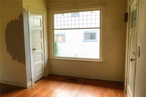 3217 Rockefeller Ave, Everett, WA 98201 photo 3