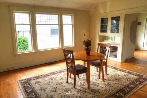 3217 Rockefeller Ave, Everett, WA 98201 photo 6