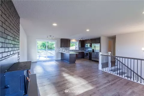 308 179th St E, Spanaway, WA 98387 photo 6