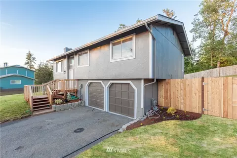 308 179th St E, Spanaway, WA 98387 photo 2