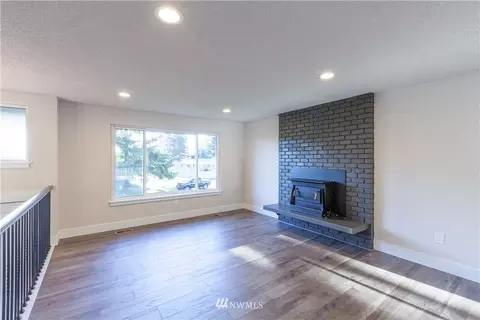 308 179th St E, Spanaway, WA 98387 photo 7