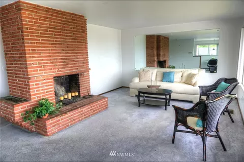 1807 Bailey Ave, Everett, WA 98203 photo 3