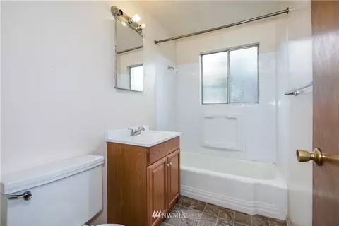 910 23rd Ave S, Seattle, WA 98144 photo 8
