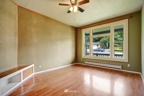 2610 Harrison, Everett, WA 98201 photo 2