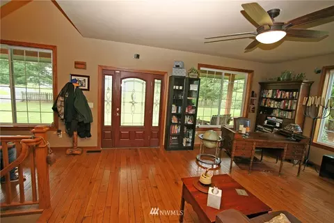 2431 Plum Tree Dr, Everson, WA 98247 photo 2