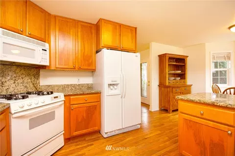 15117 197th St E, Orting, WA 98360 photo 9