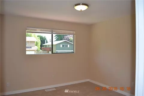 10522 NE 201st St, Bothell, WA 98011 photo 14
