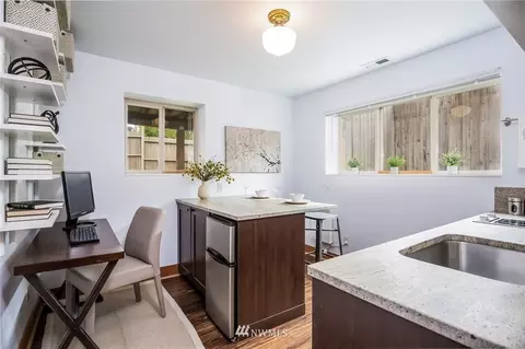 2952 E Harrison St, Seattle, WA 98112 photo 18