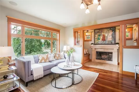 2952 E Harrison St, Seattle, WA 98112 photo 2