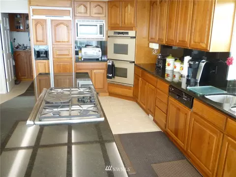 325 North St, Sequim, WA 98382 photo 4