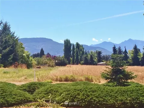 124 S Scott Dr, Sequim, WA 98382 photo 2