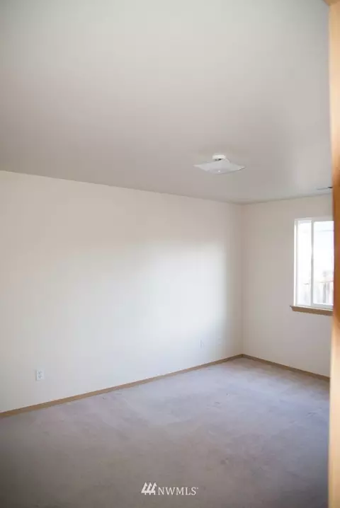 1403 Mellinger Ave NW, Orting, WA 98360 photo 13