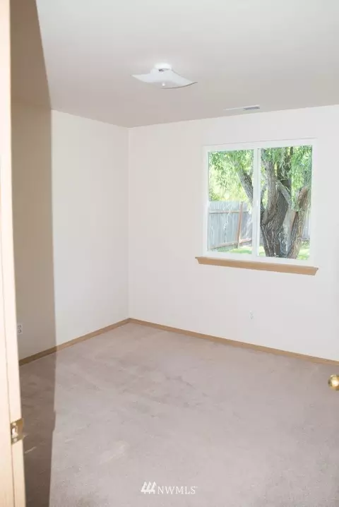 1403 Mellinger Ave NW, Orting, WA 98360 photo 18