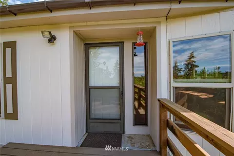 2054 Chicken Coop Rd, Sequim, WA 98382 photo 5
