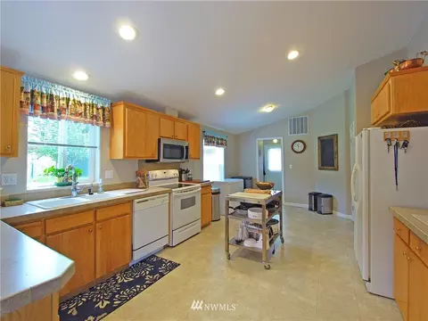 321 Towne Rd, Sequim, WA 98382 photo 5
