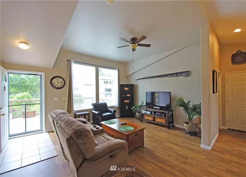 321 Towne Rd, Sequim, WA 98382 photo 2