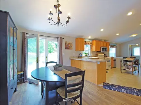 321 Towne Rd, Sequim, WA 98382 photo 4
