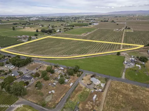 tbd Apricot Rd, Grandview, WA 98930