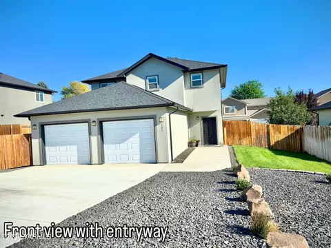121 Lyle Loop Rd, Selah, WA 98942 photo 1