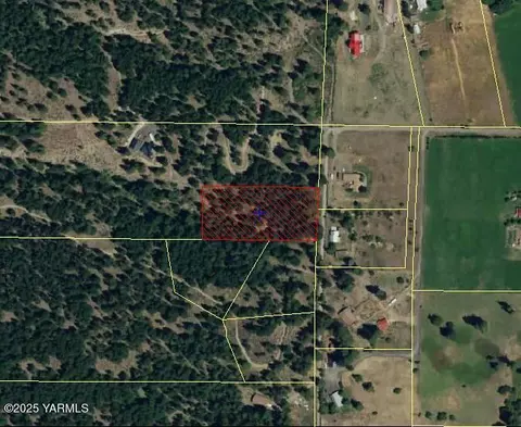 Nka Nile Rd, Naches, WA 98937