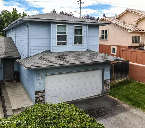 3614 Fairbanks Ave, Yakima, WA 98902