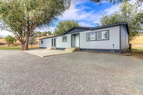10420 Ahtanum Rd, Yakima, WA 98903