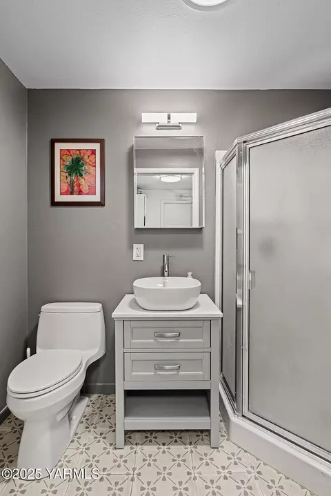 Bath - 1115 S 28th Ave, Yakima, WA 98902 photo 1 of 2