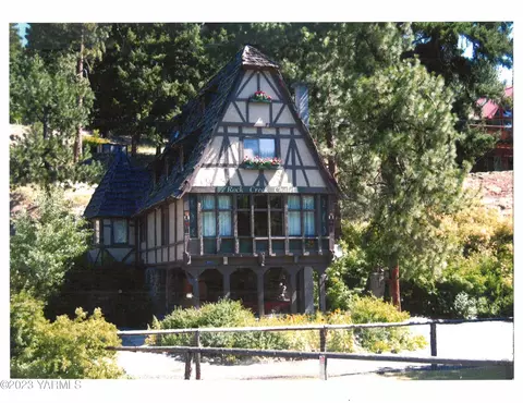 14751 Hwy 410, Naches, WA 98937