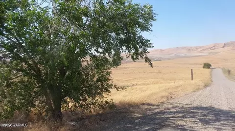 Nna Cheyne Rd, Zillah, WA 98953