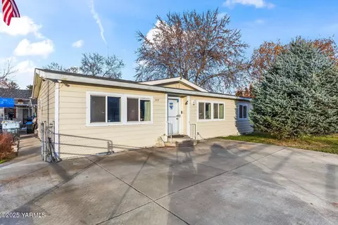 1317 Folsom Ave, Yakima, WA 98902