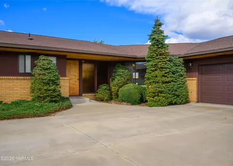 4103 Garden Park Way, Yakima, WA 98908