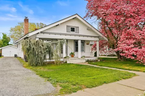 614 S 13th Ave, Yakima, WA 98902