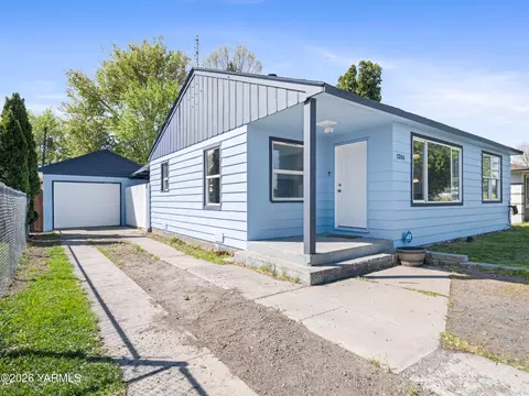 1206 W Washington Ave, Yakima, WA 98903