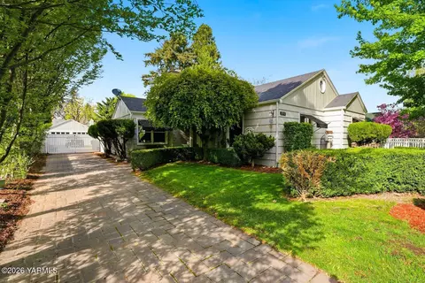 2705 W Walnut St, Yakima, WA 98902