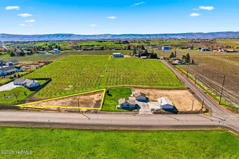 12606 Tieton Dr, Yakima, WA 98908