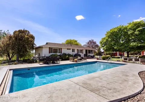 14650 Tieton Dr, Yakima, WA 98908