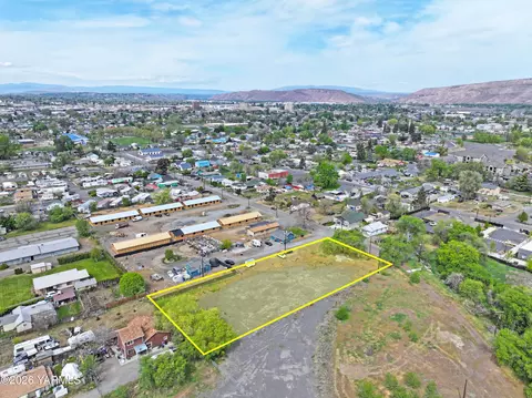 1410 E Alder St, Yakima, WA 98901