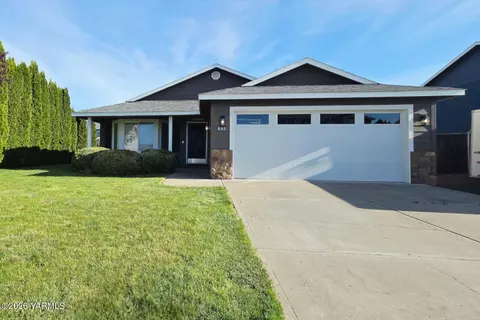 603 Millenium Ave, Moxee, WA 98936