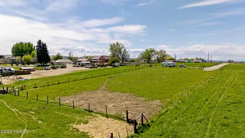 Nka Maple Grove/van Belle Rd, Sunnyside, WA 98944
