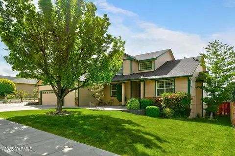 5600 Sycamore Dr, Yakima, WA 98901