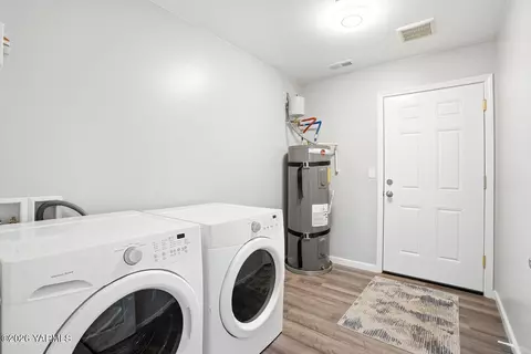 Other - 1004 6th Ave, Granger, WA 98932 photo 5 of 12